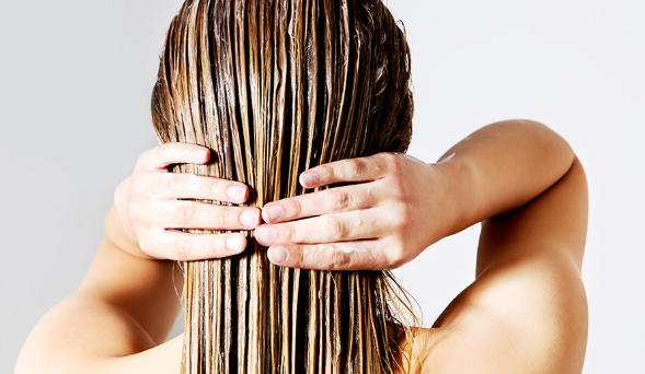 The Magic of Leave-In Conditioners for Daily Hair Repair